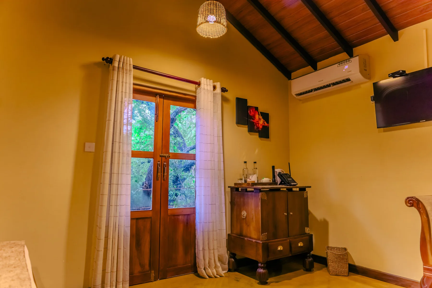 Super Deluxe Twin room