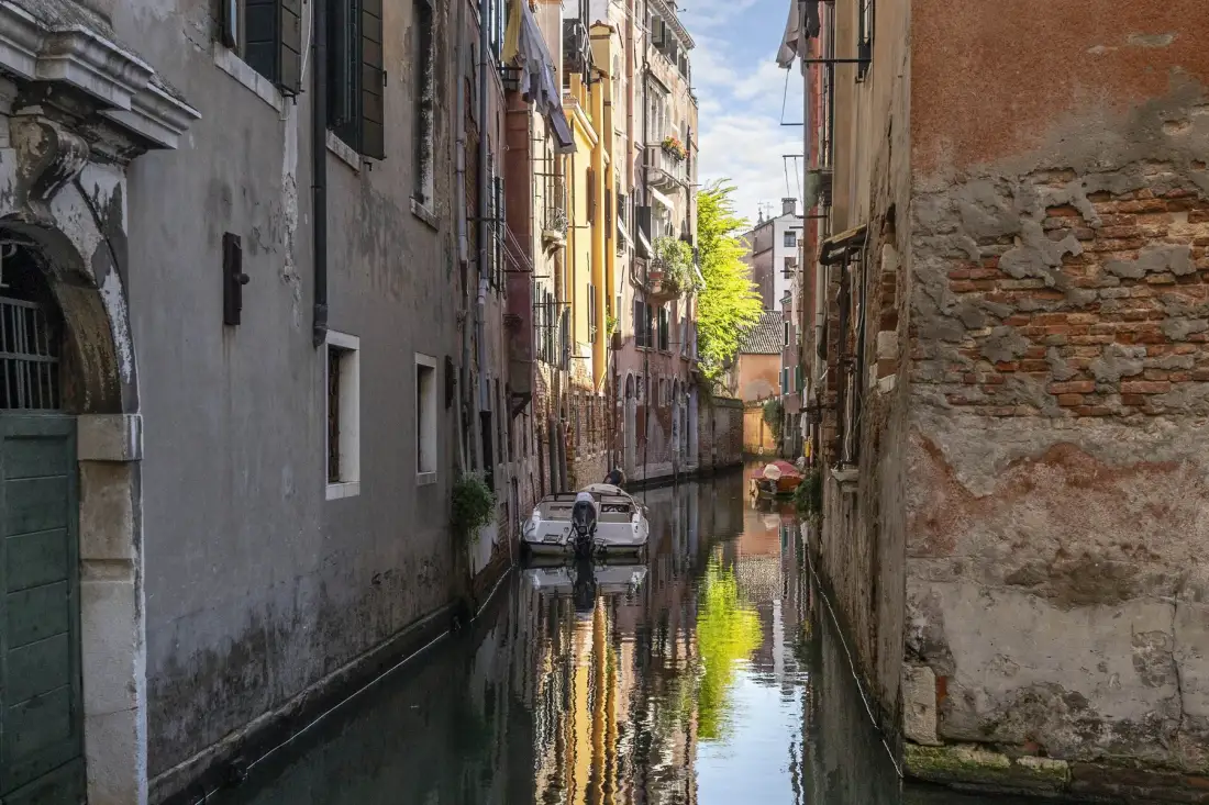 Santa Lucia Canal View