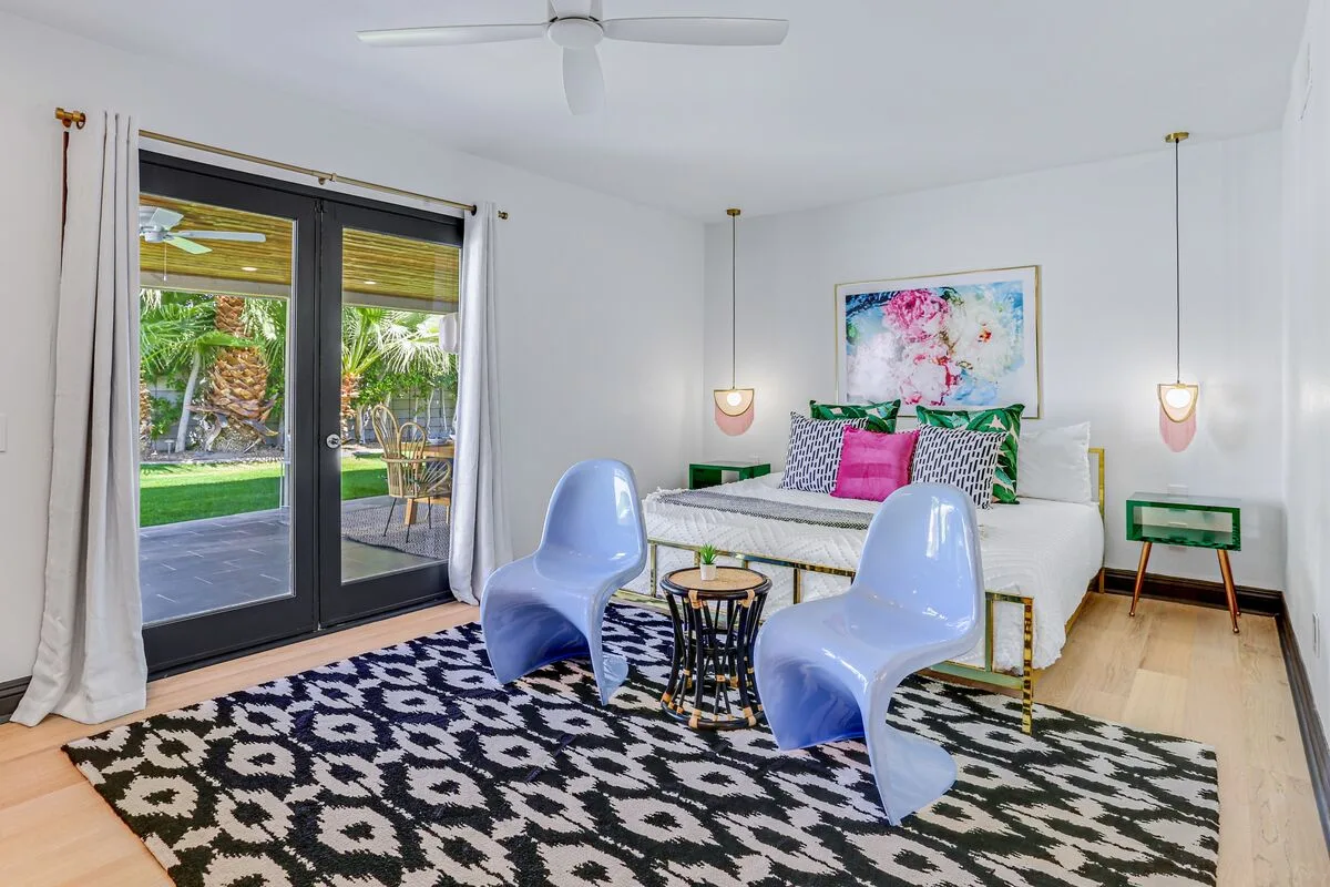 Golden Palms - 68904
