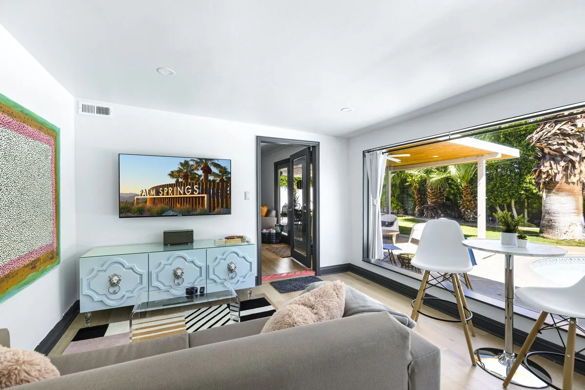 Golden Palms - 68904