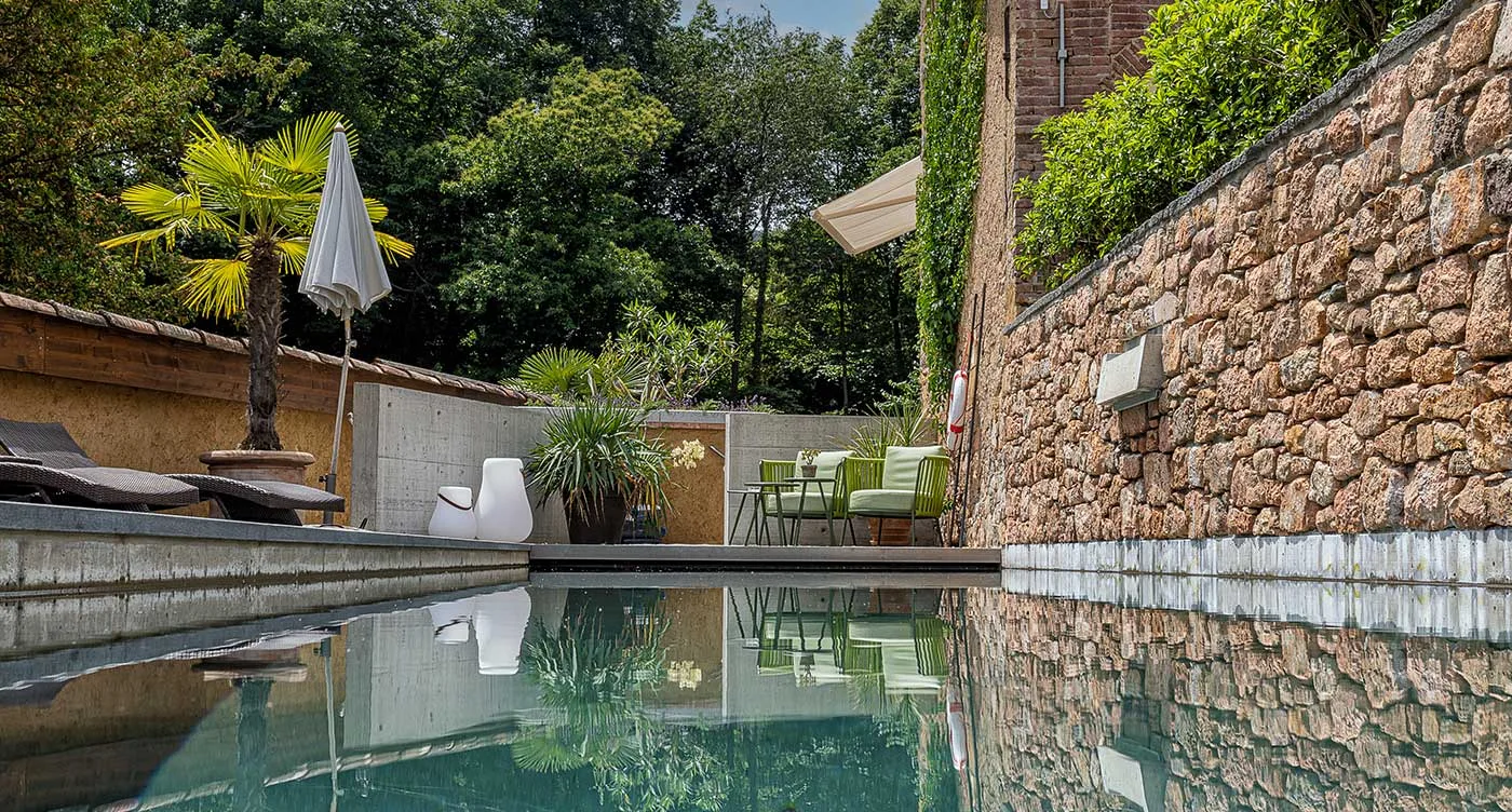 Hotel Villa Carona outdoor pool