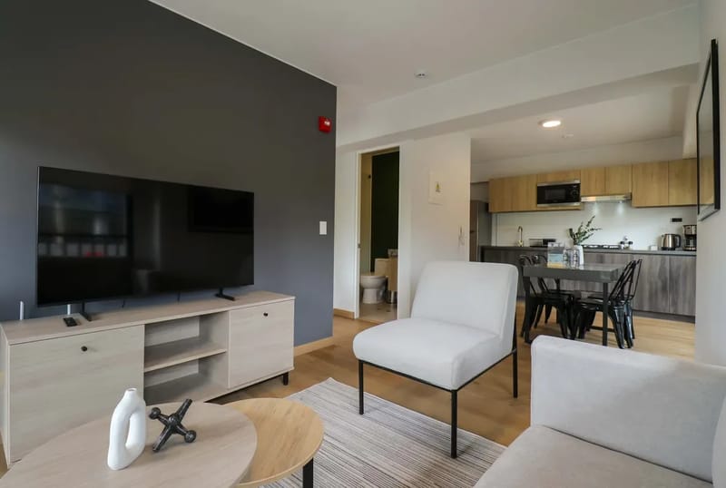 Graceful 1BR w/ Perfect Balcony in Miraflores