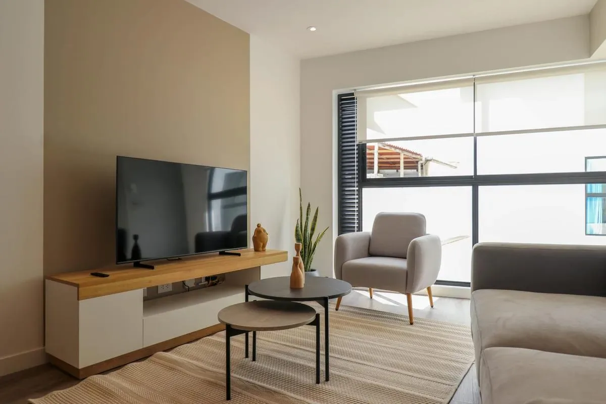 Glorious 1BR w/ Perfect Balcony in Miraflores