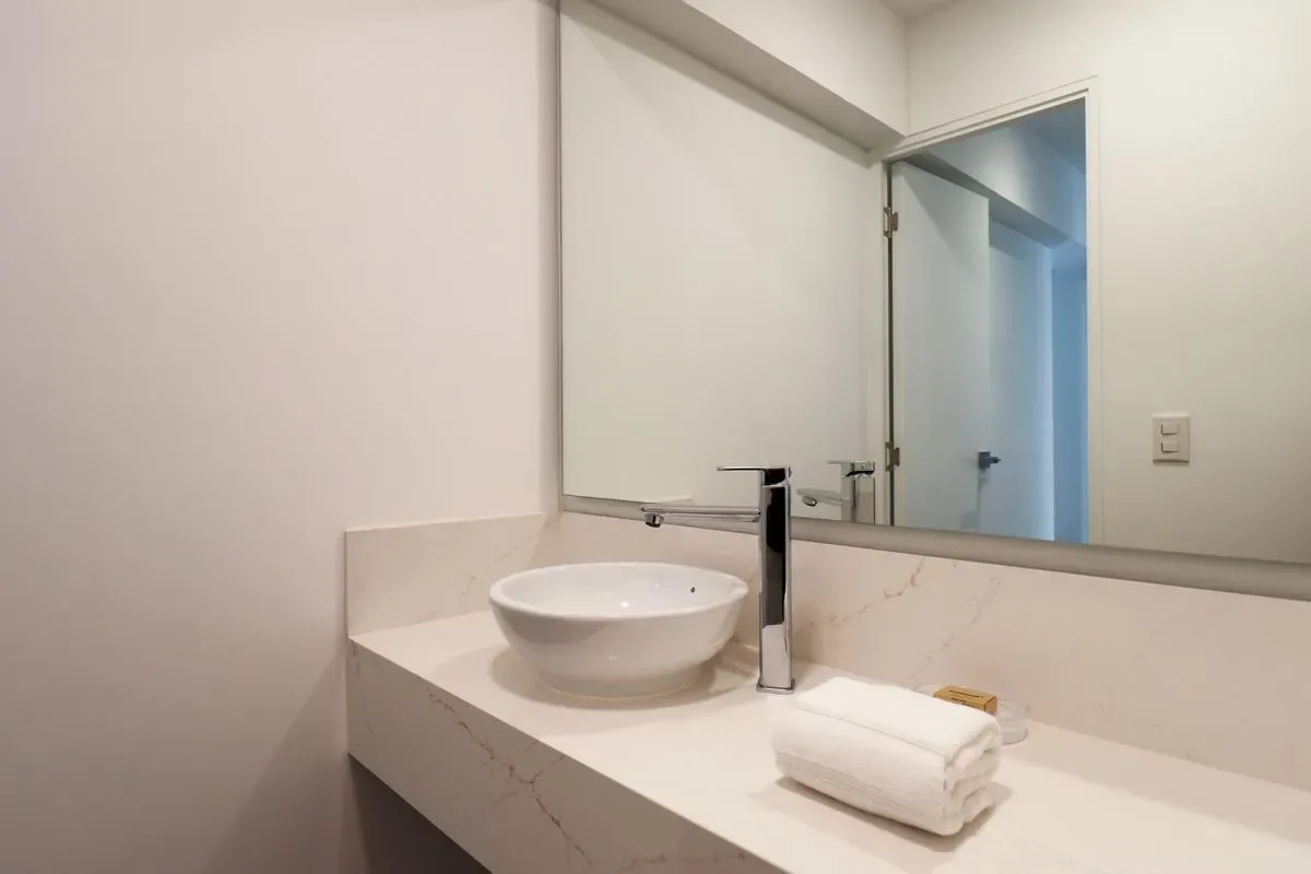 Glorious 1BR w/ Perfect Balcony in Miraflores