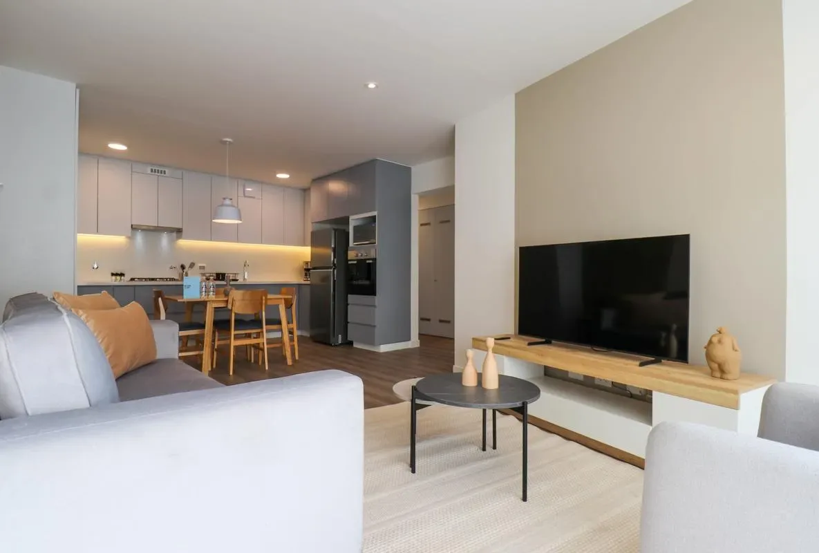 Glorious 1BR w/ Perfect Balcony in Miraflores