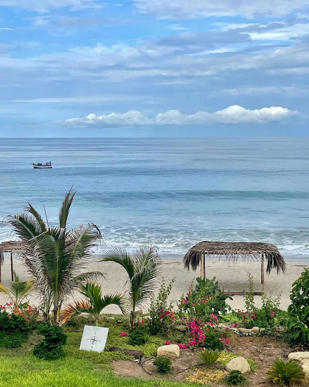 Oceanfront 3BR House in Punta Sal