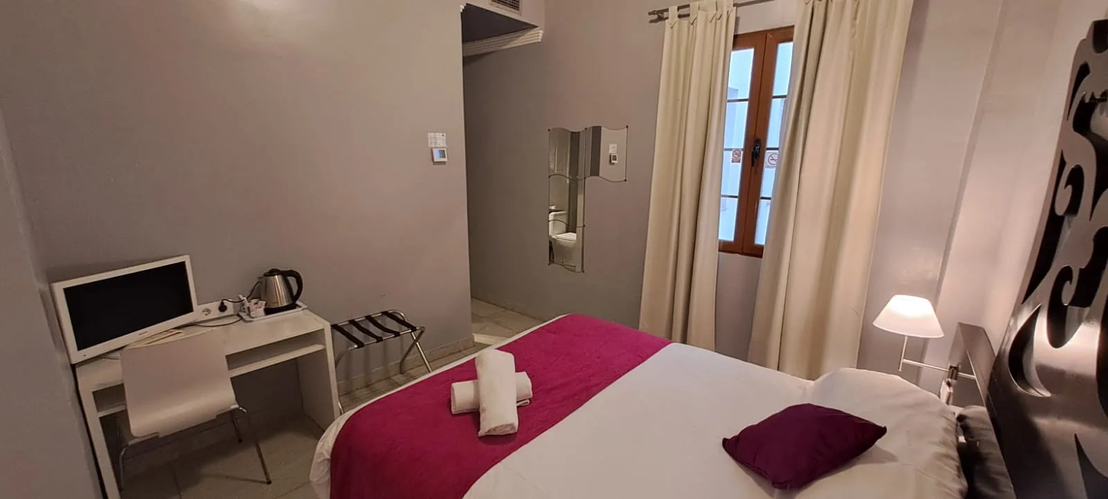 Interior double room