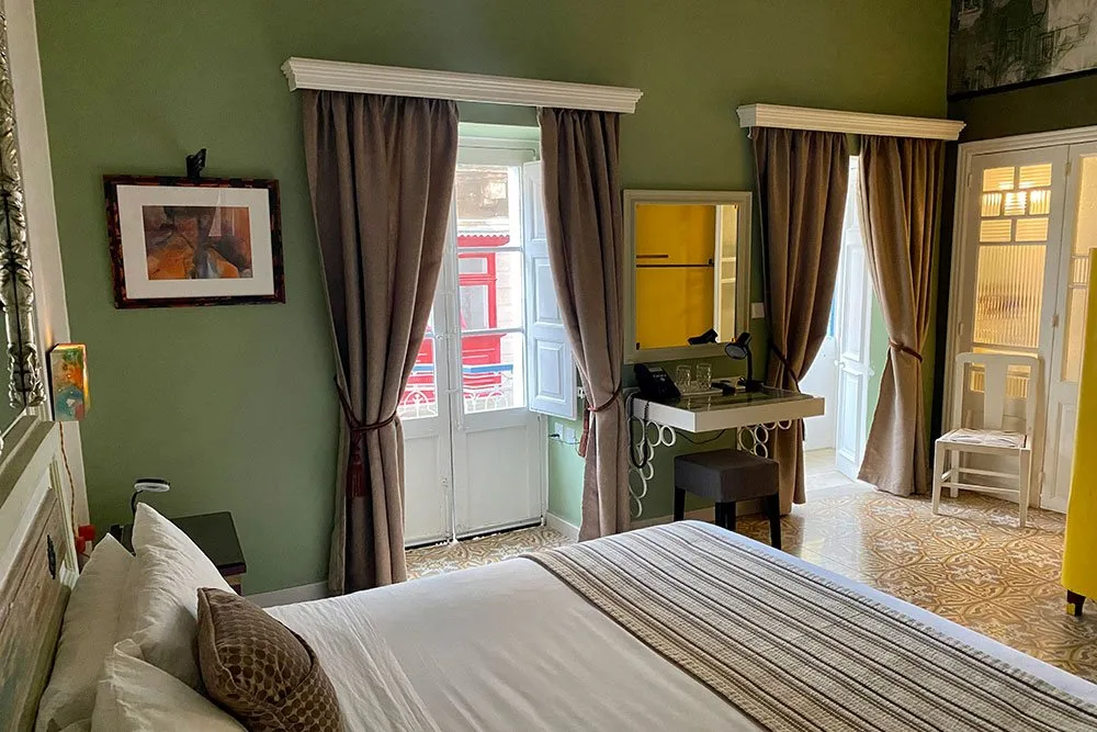 Room 454 bed