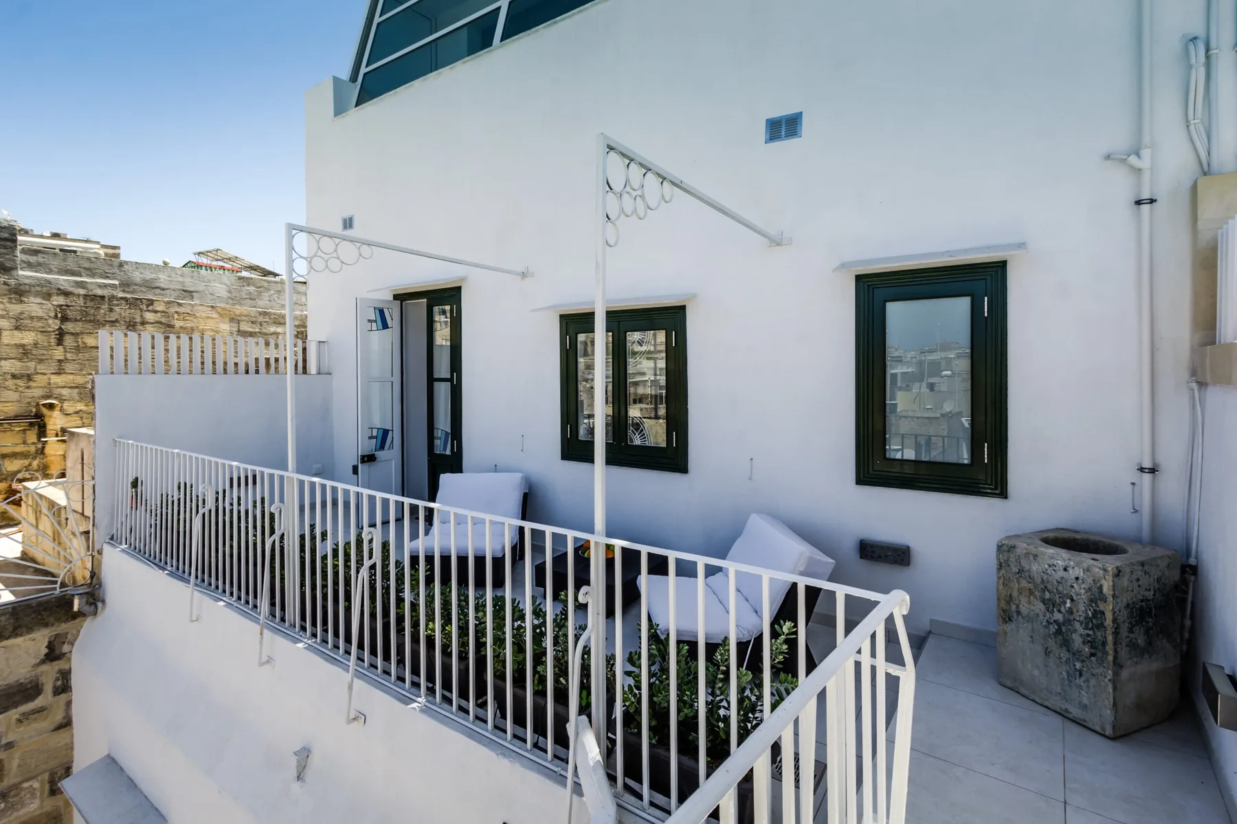 Room 545 terrace