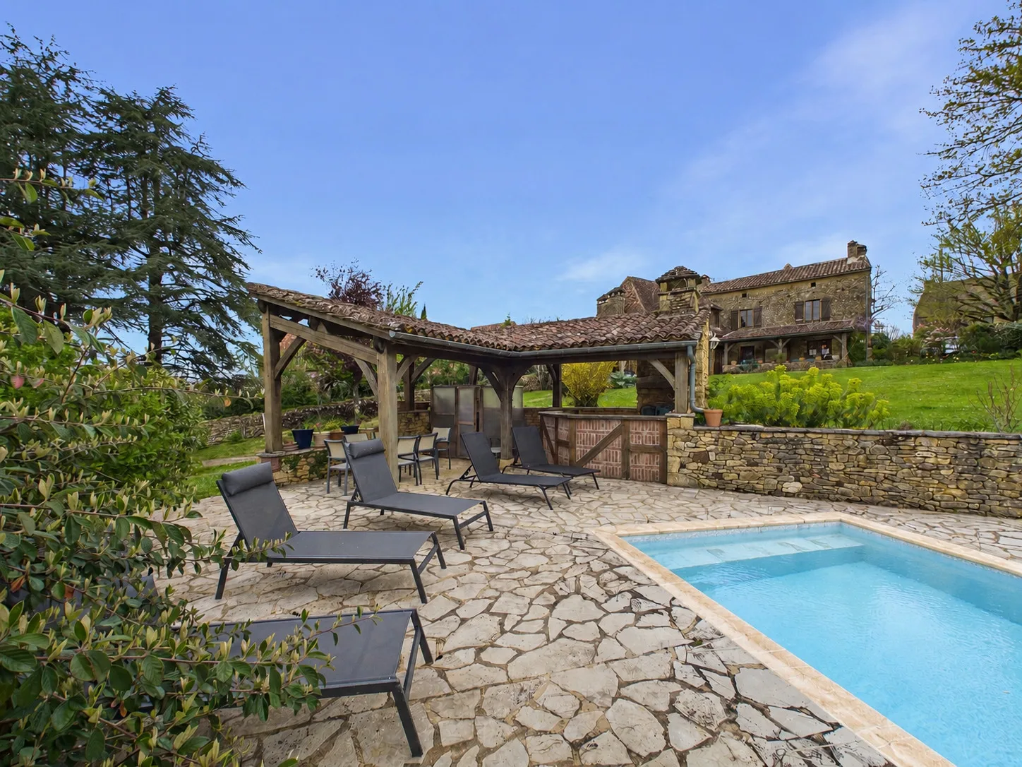 Casa en Urval - Casa típica de Dordoña con piscina y vistas
