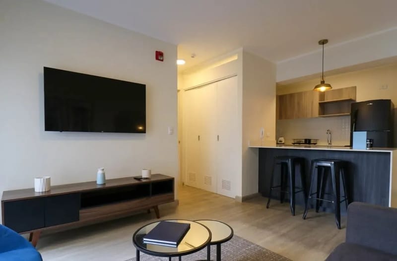 Art Deco 1BR in Barranco