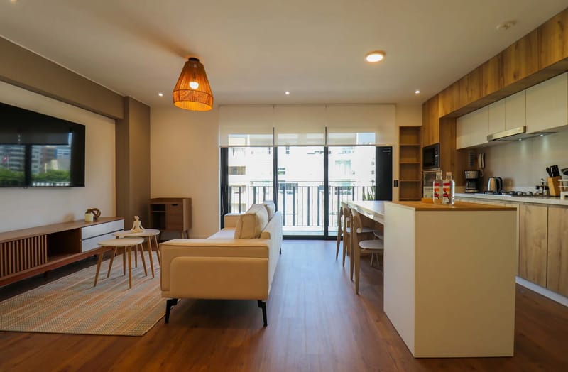 Engaging 2BR with Cozy Balcony in Miraflores