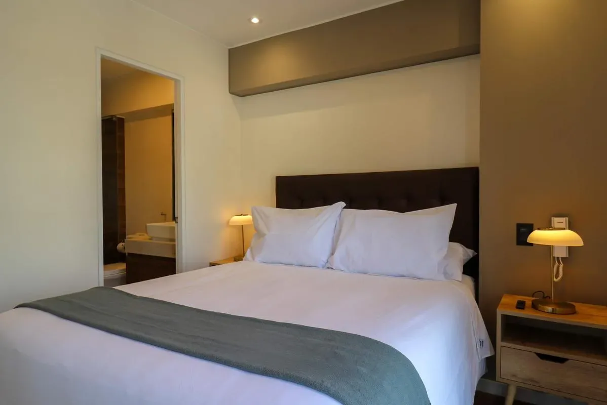 Engaging 2BR with Cozy Balcony in Miraflores