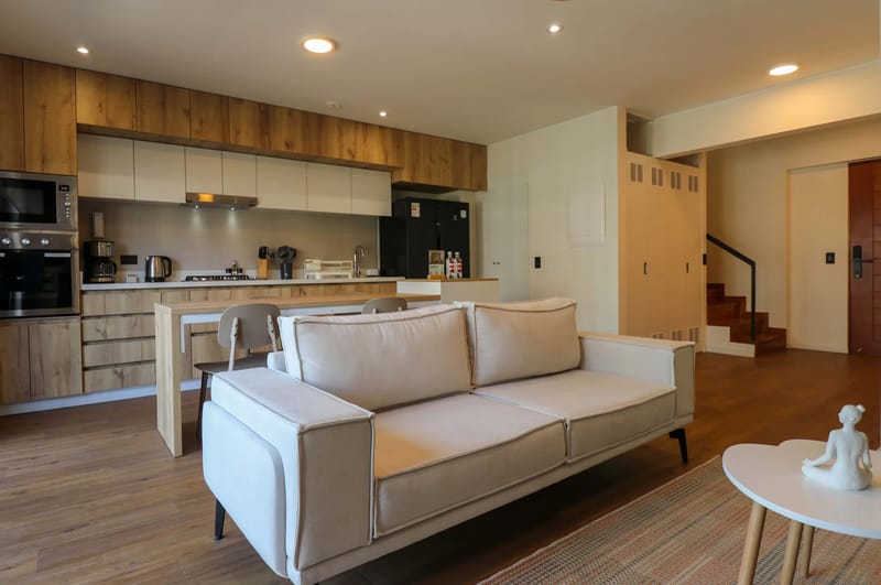 Engaging 2BR with Cozy Balcony in Miraflores