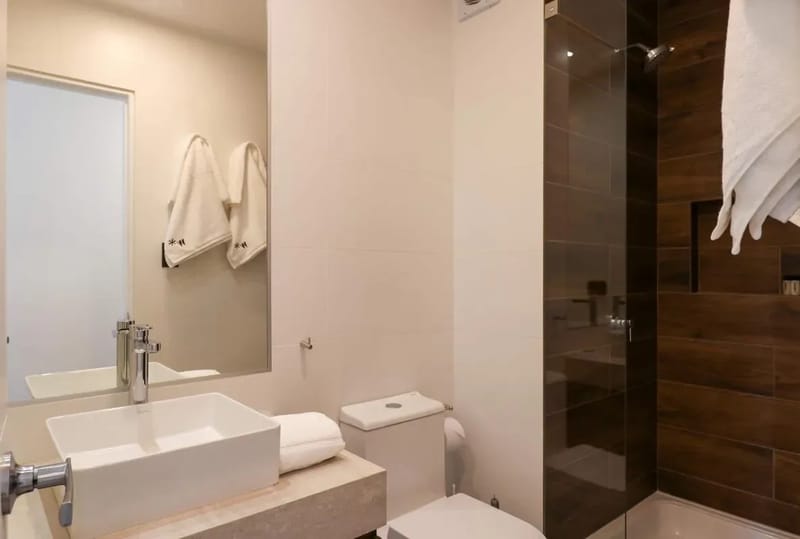 Engaging 2BR with Cozy Balcony in Miraflores