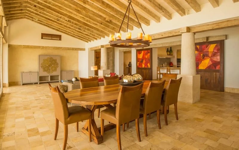 Elegant Oceanfront 5BR Villa w/ Amazing Pool