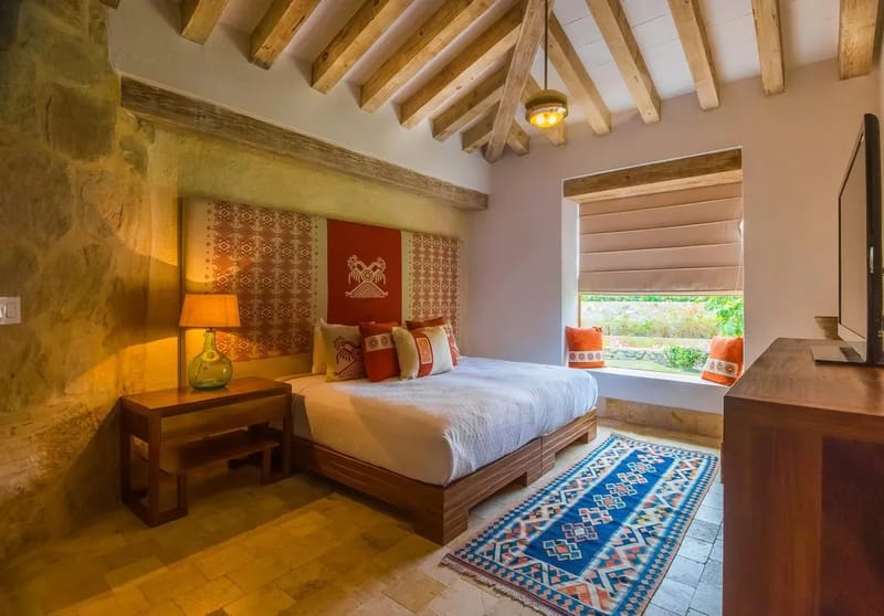 Elegant Oceanfront 5BR Villa w/ Amazing Pool