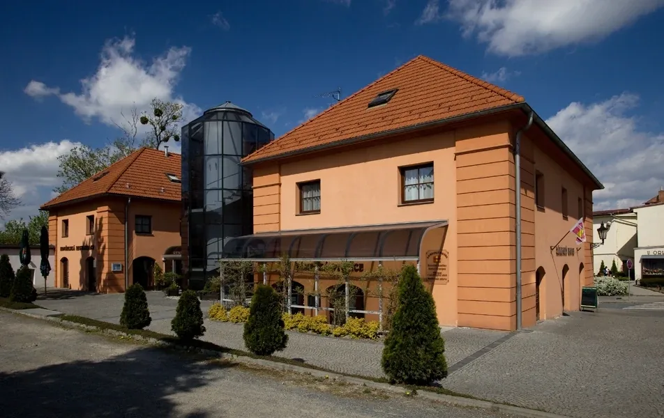 Zámecký hotel Zlatý orel