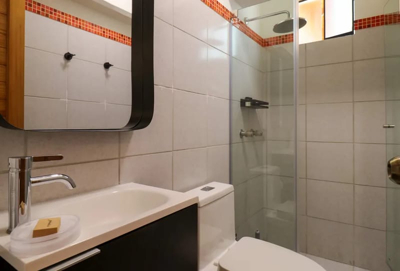 Warmwood & Bright 2BR in Miraflores