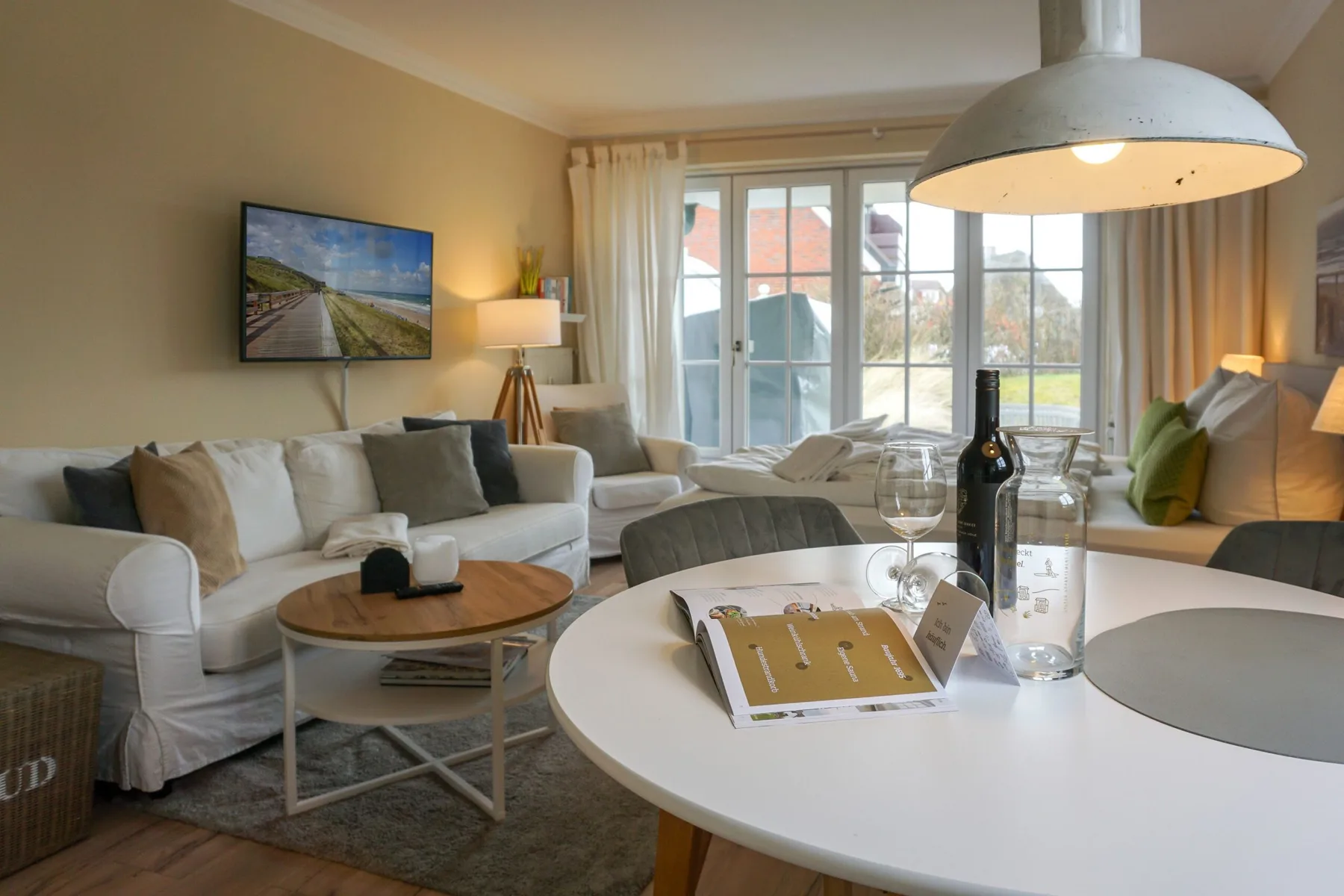 3-Raum Appartement im Erd- und Untergeschoss für 2 Personen