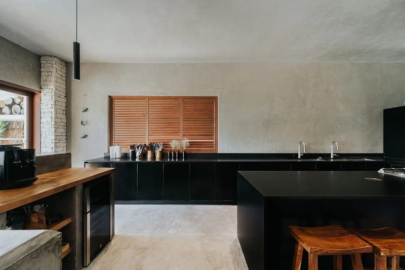 Peaceful Oceanfront Villa in Tulum