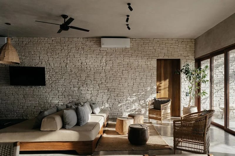 Peaceful Oceanfront Villa in Tulum