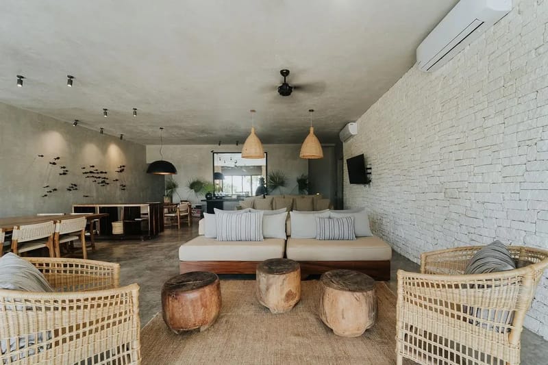 Peaceful Oceanfront Villa in Tulum