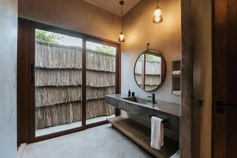 Peaceful Oceanfront Villa in Tulum