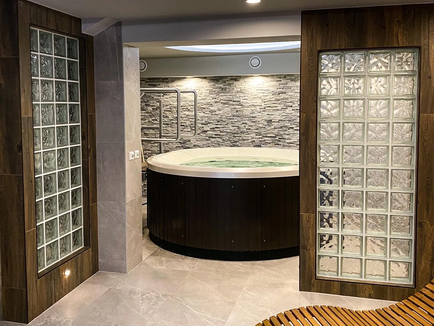 Spa relaxation area