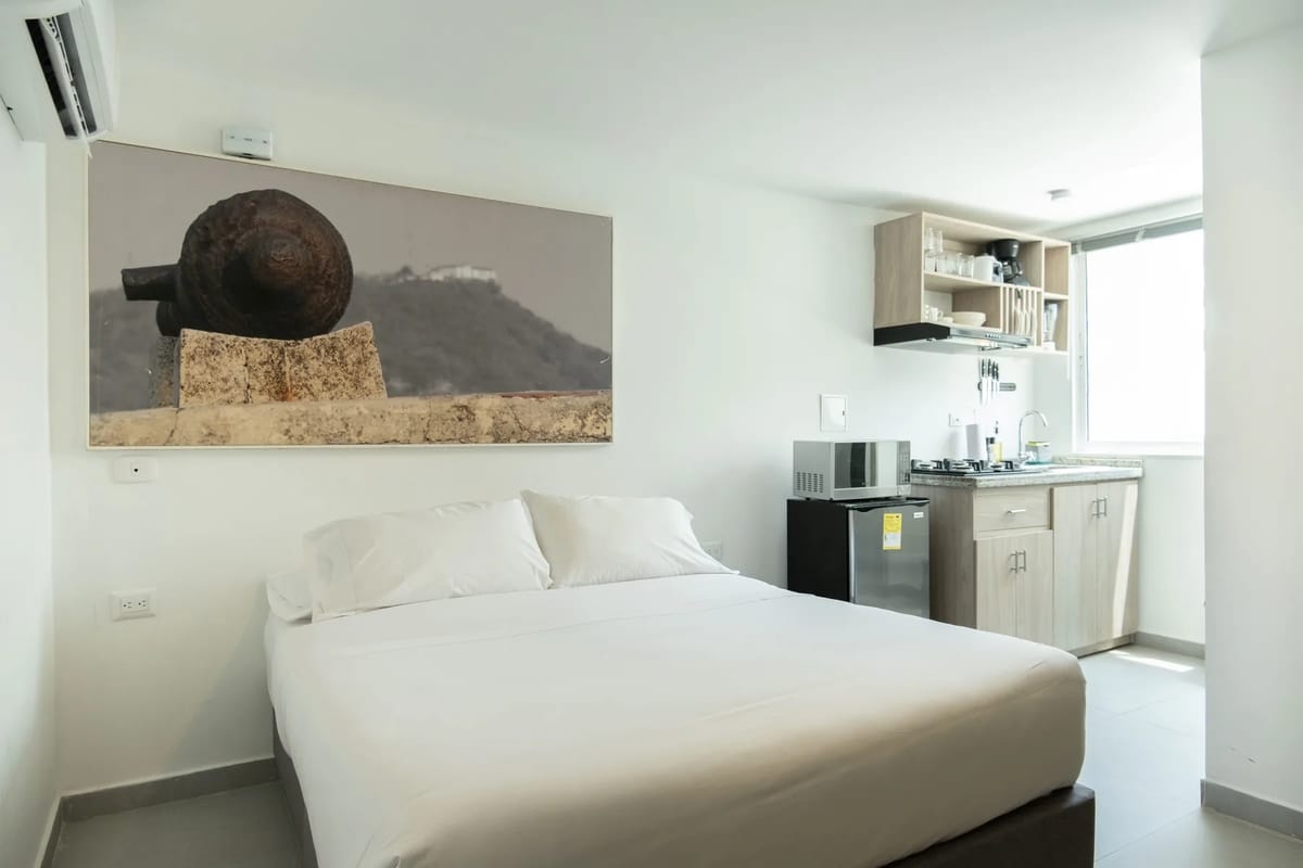 Extraordinary Loft w/ AC in Bocagrande