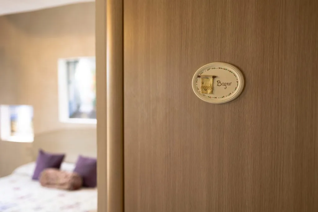 Guest-room gallery photo