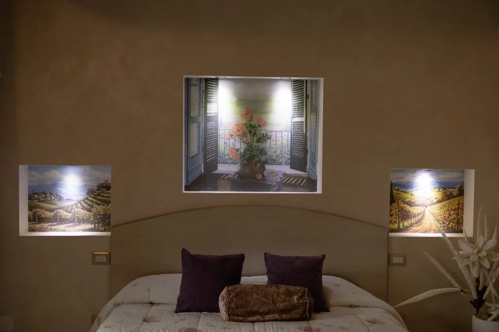 Guest-room gallery photo