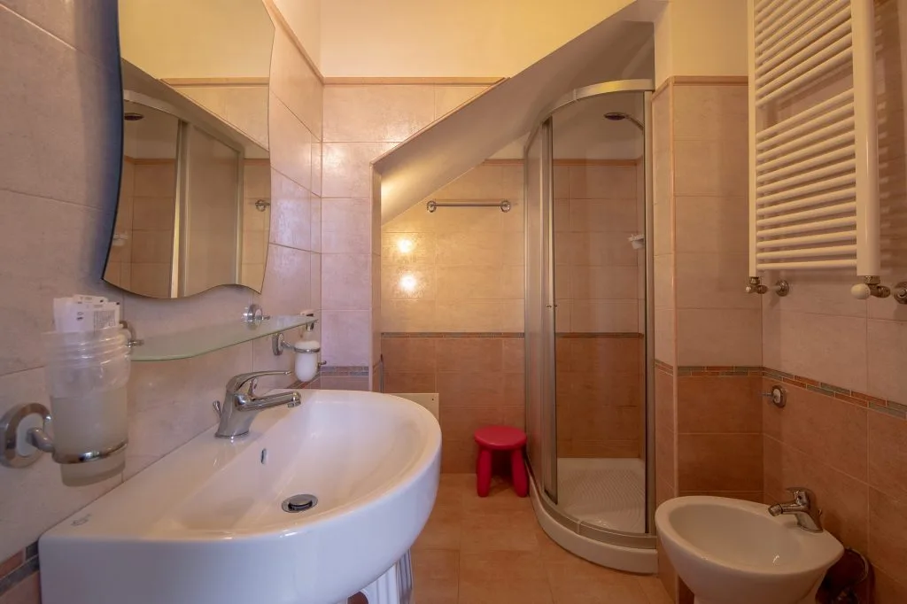 Guest-room gallery photo