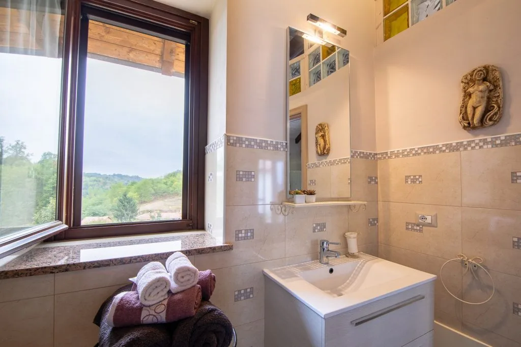 Guest-room gallery photo