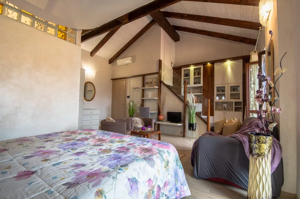 Guest-room gallery photo