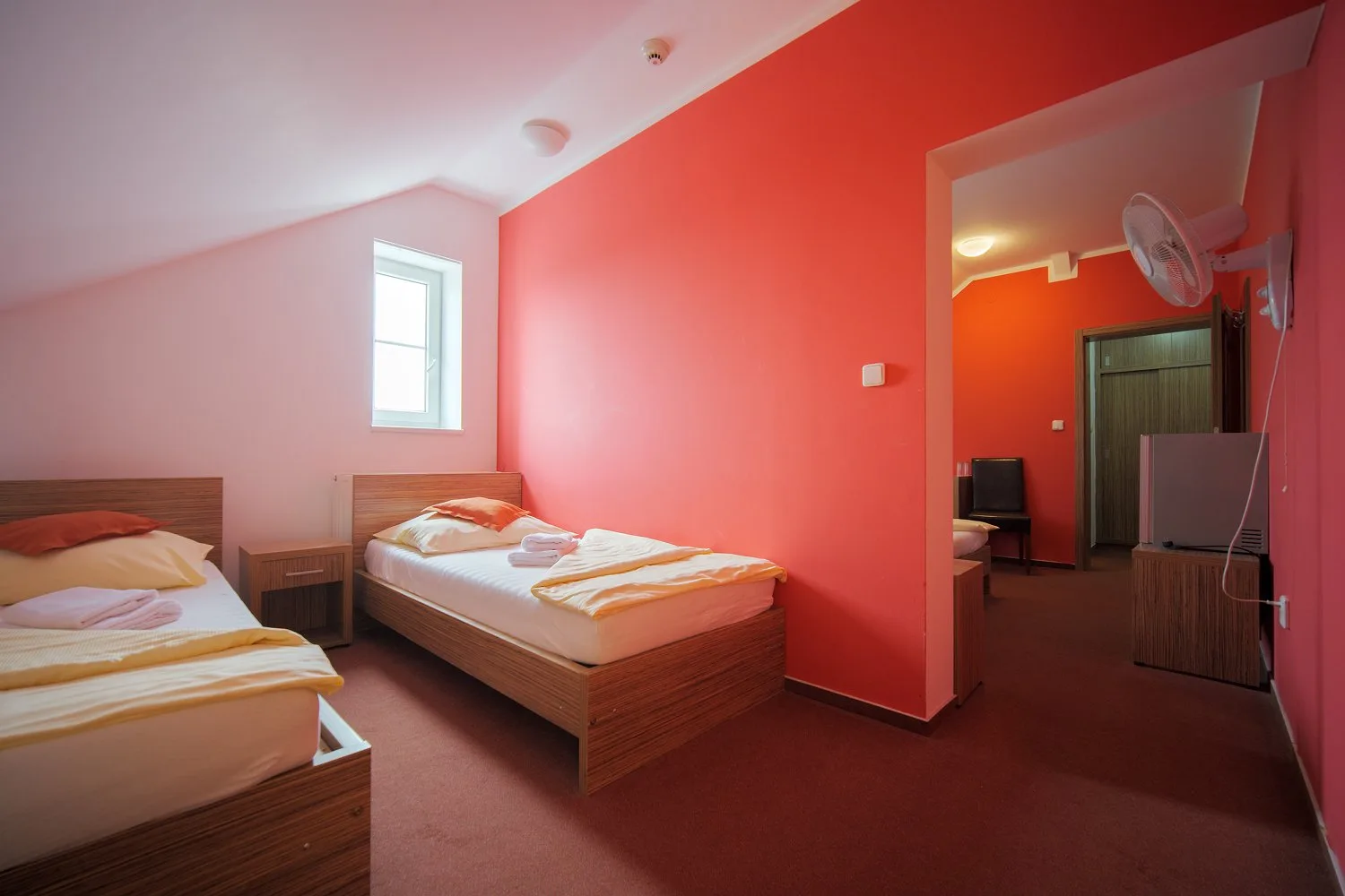 Habitación con dos camas individuales