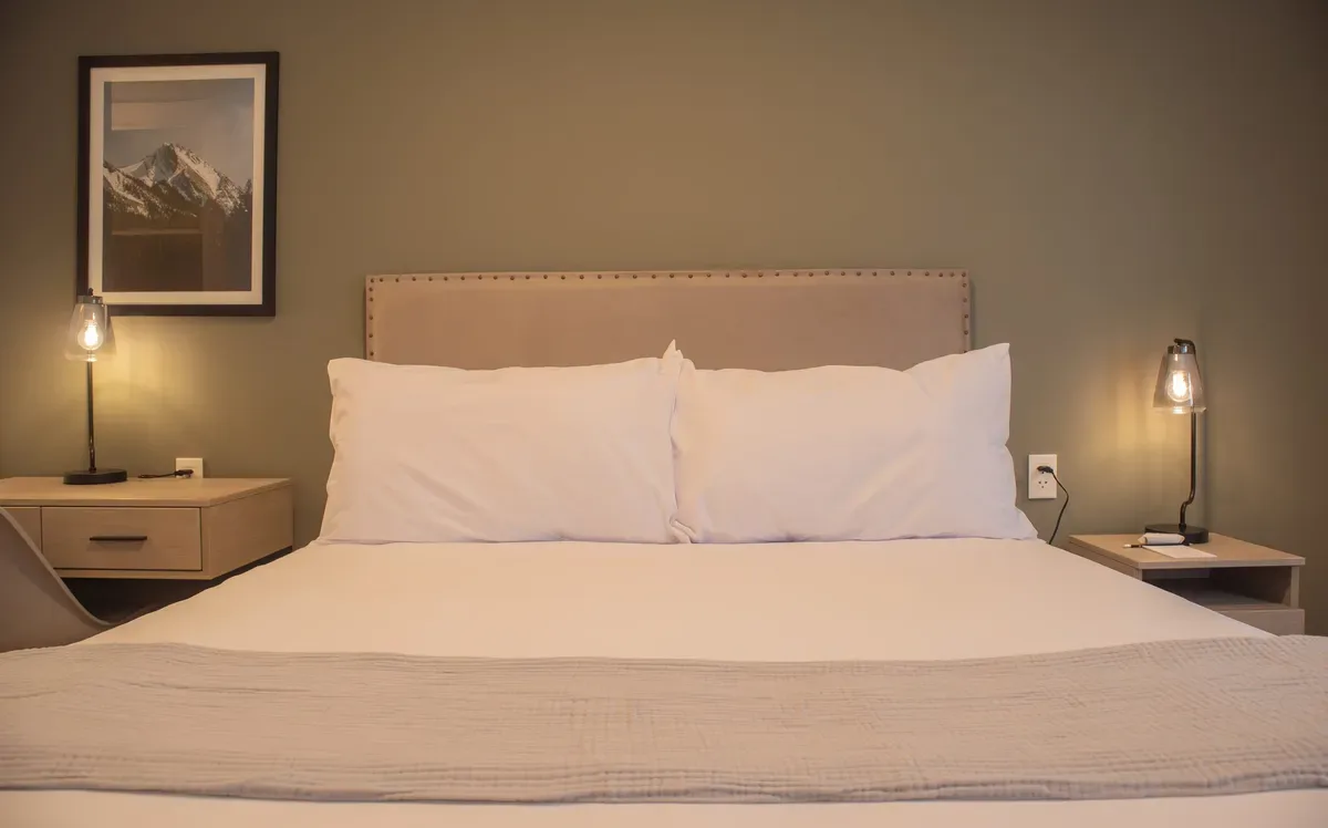 Fresh 1BR w/ Balcony in Miraflores