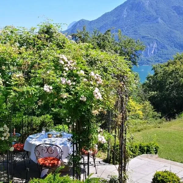 Breakfast at Les Trésoms