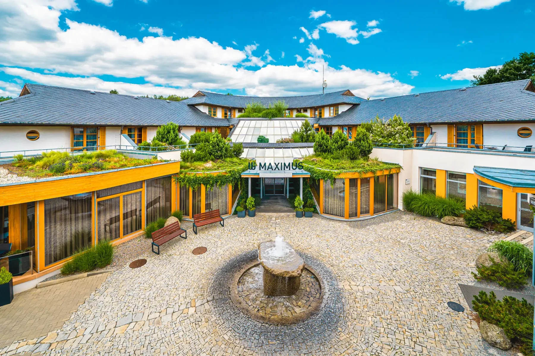 Alojamiento en Maximus Resort