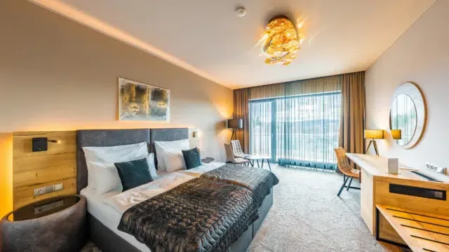 Maximus Resort
