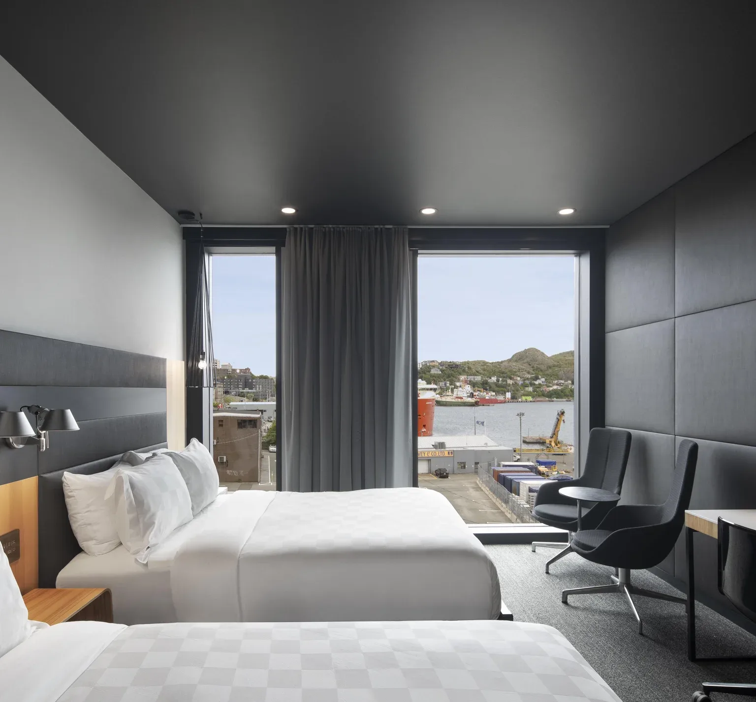 Habitación con dos camas queen