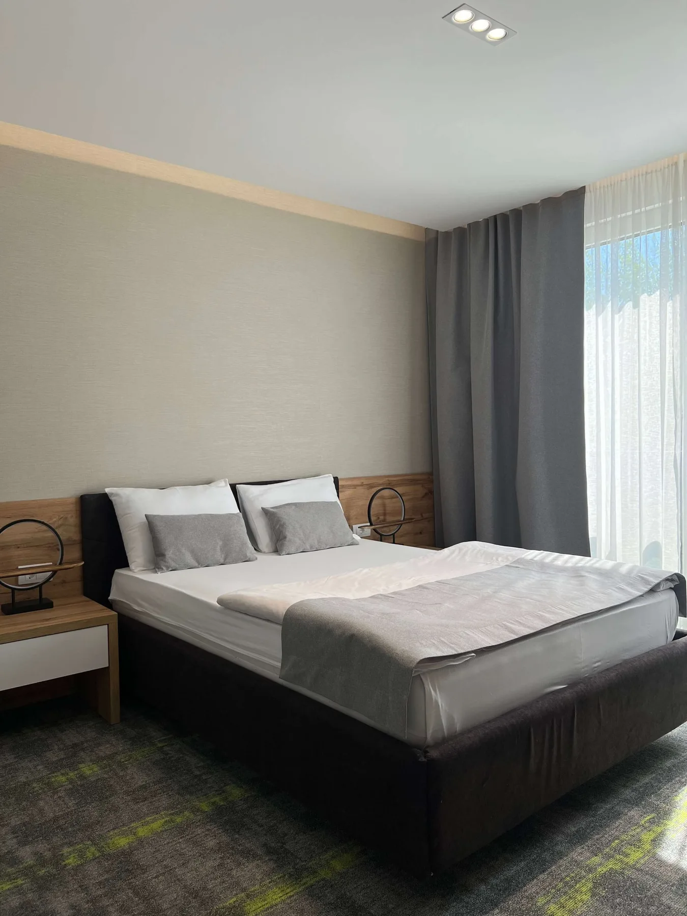 Hotel room or apartment