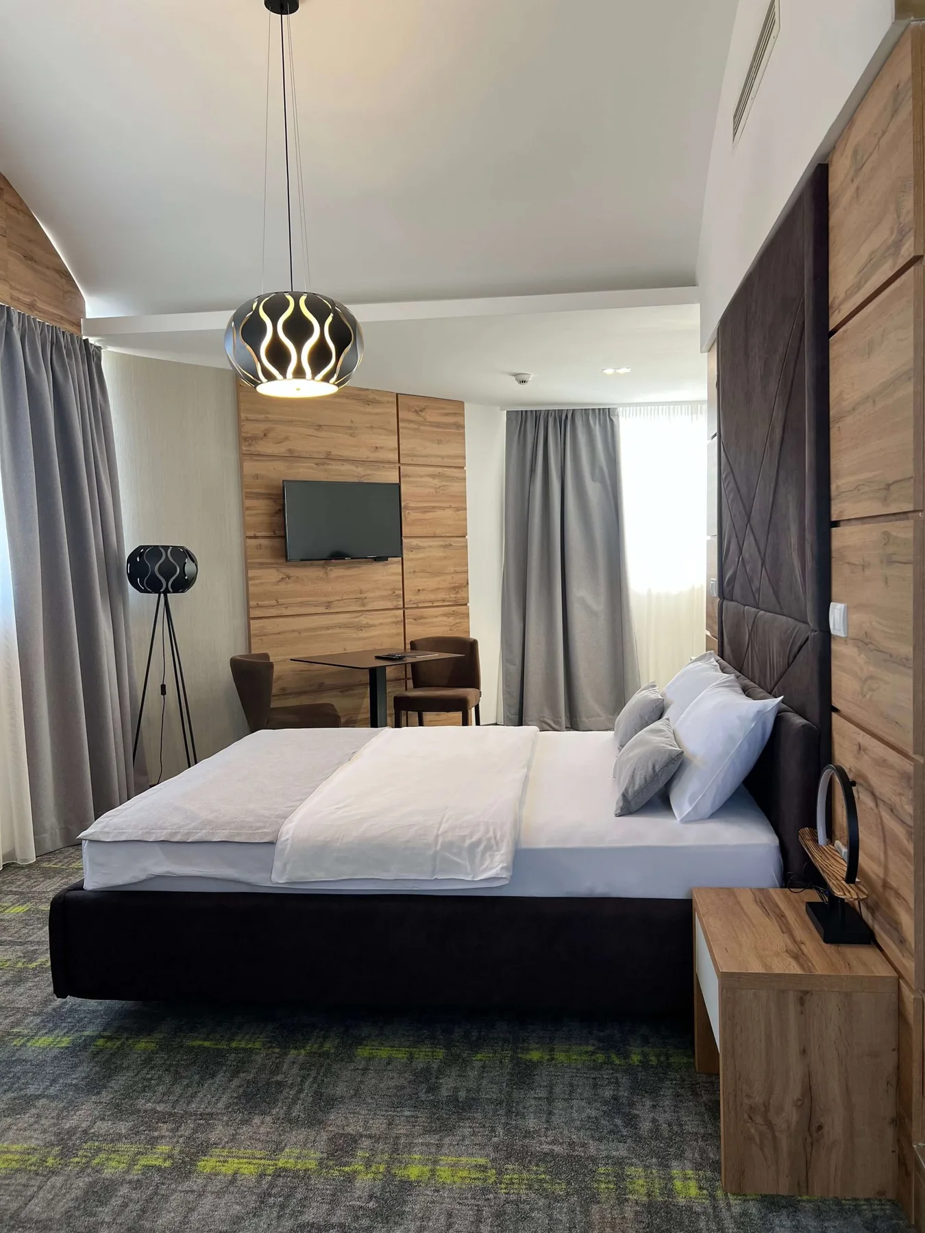 Hotel room or apartment