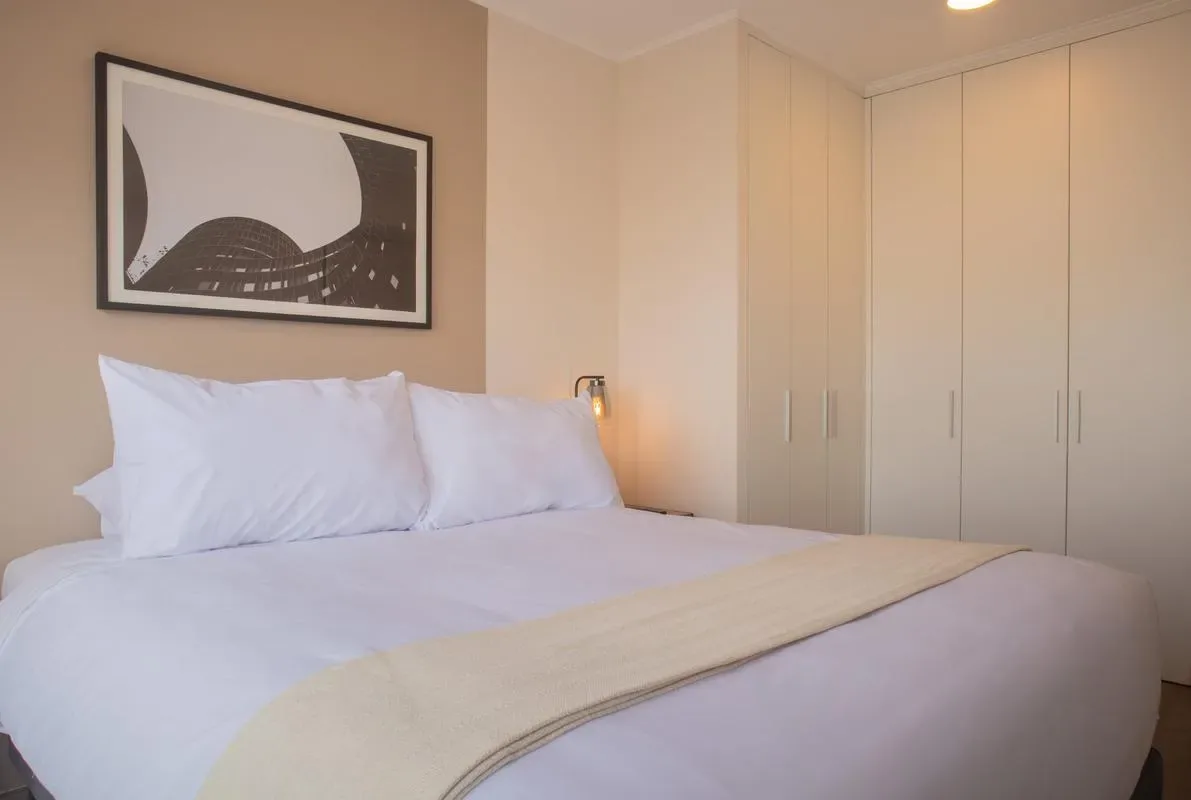 Charming 2BR w/ Balcony in Miraflores