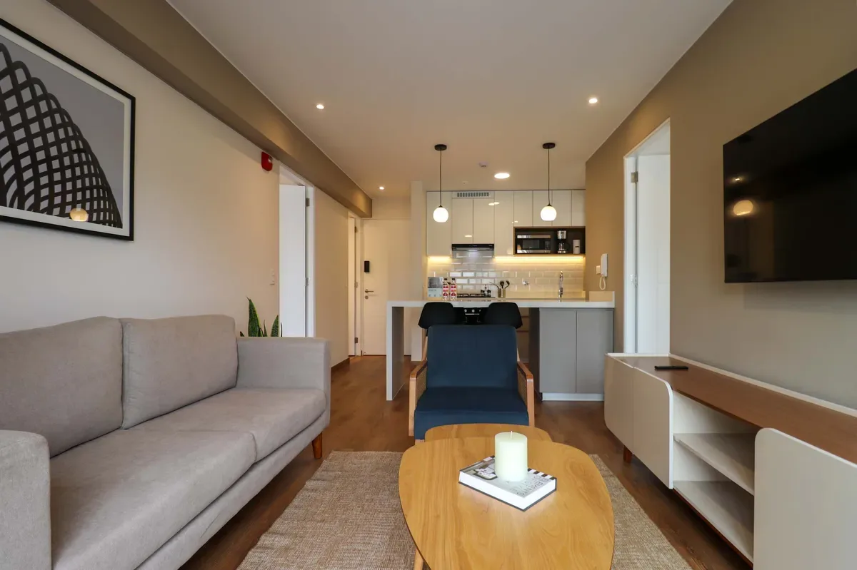 Enchanting 2BR w/ Balcony in Miraflores