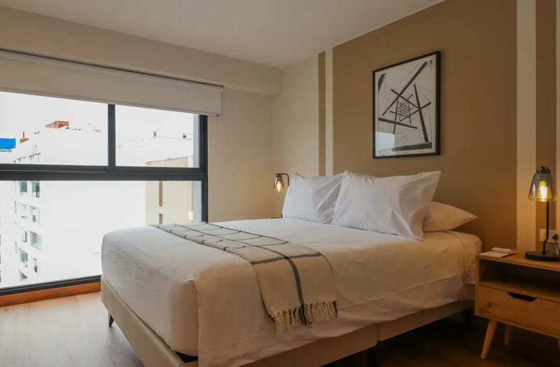 Enchanting 2BR w/ Balcony in Miraflores