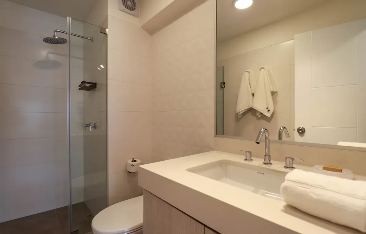 Enchanting 2BR w/ Balcony in Miraflores