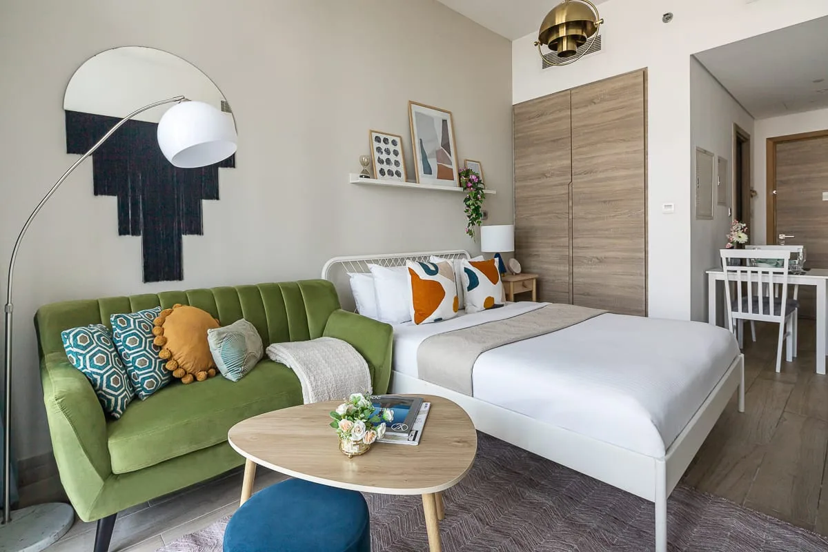 Bright & Beautiful Studio w/ Amazing Marina Views!