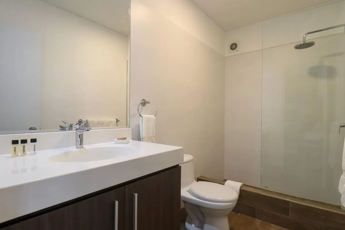 Comfortable and Spacious 2BR in Miraflores