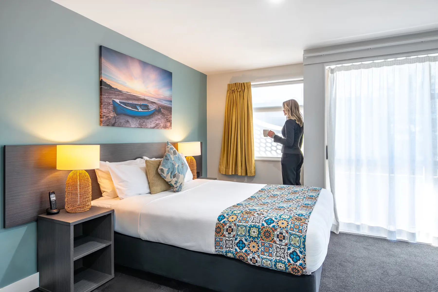 Carnmore Hotel Takapuna interior.